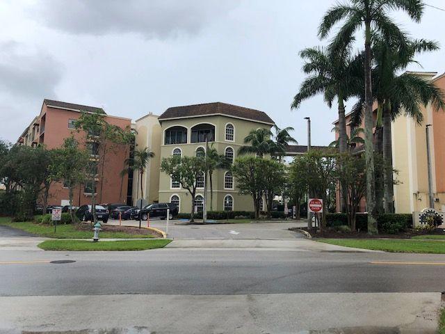 Building Photo - 1610 Presidential Way