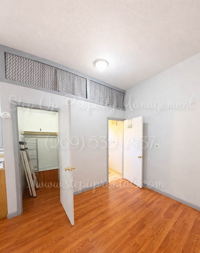 Building Photo - 21313 Phoenix Lake Rd