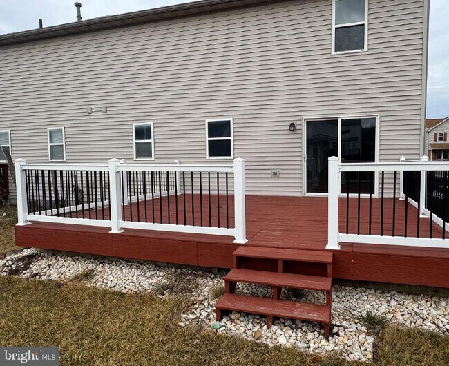 Foto del edificio - 312 Galean Dr