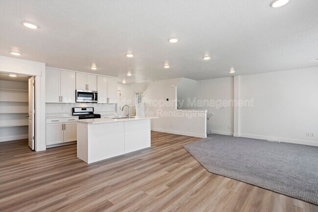 Foto del edificio - 3102 N 1600 E