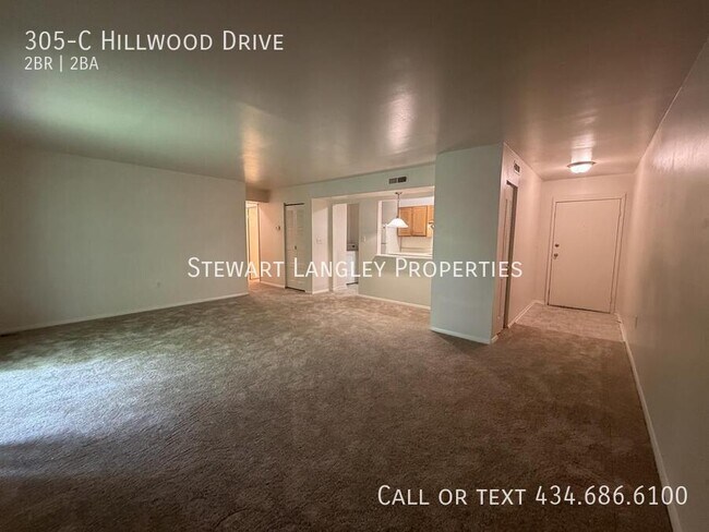 Foto del edificio - 305-C Hillwood Drive-