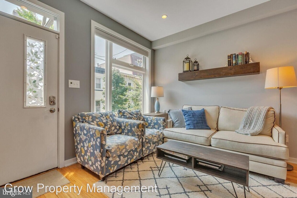 Foto principal - 3 br, 2.5 bath House - 2721 Cambridge Street