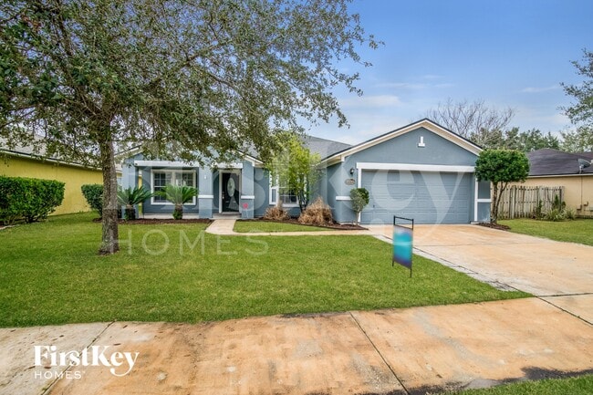 Building Photo - 12241 Pebble Point Dr W