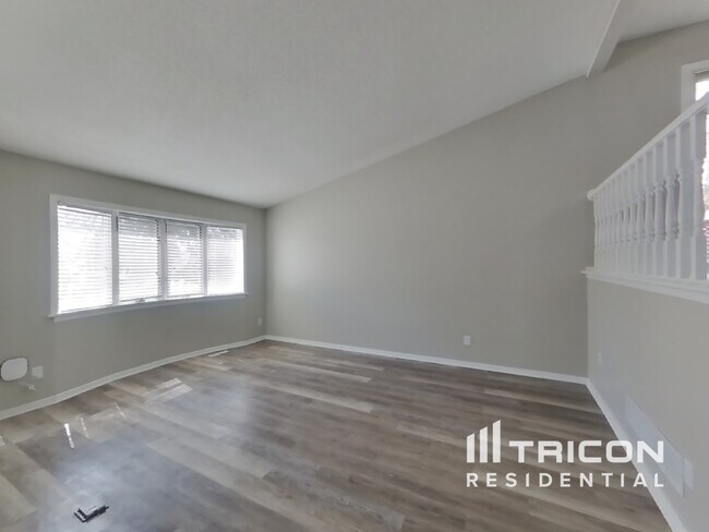 Foto del edificio - 6884 27th St N
