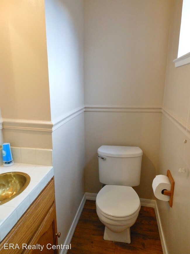 Building Photo - 2 br, 1.5 bath House - 2509 Garfield Court