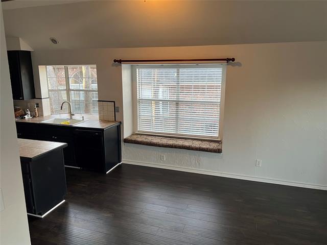 Foto del edificio - 2671 Creekside Way