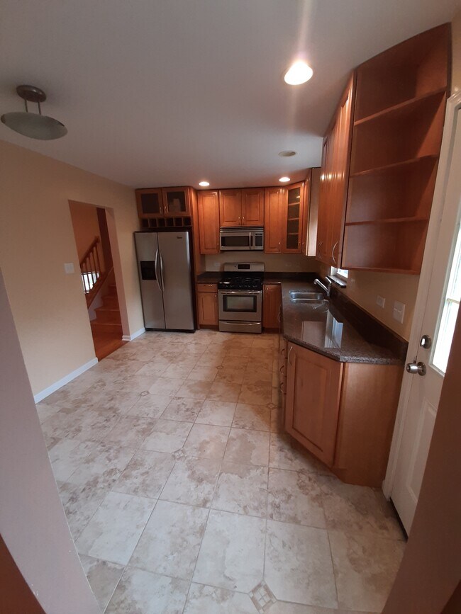 Cocina - 240 Glenview Rd