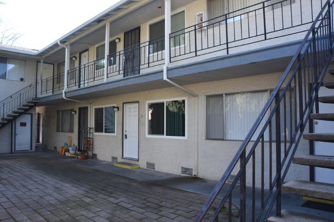 Building Photo - 1207 Leigh Avenue