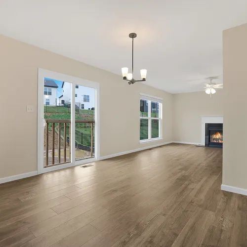 Foto del edificio - 360 Winding Bluffs Ct