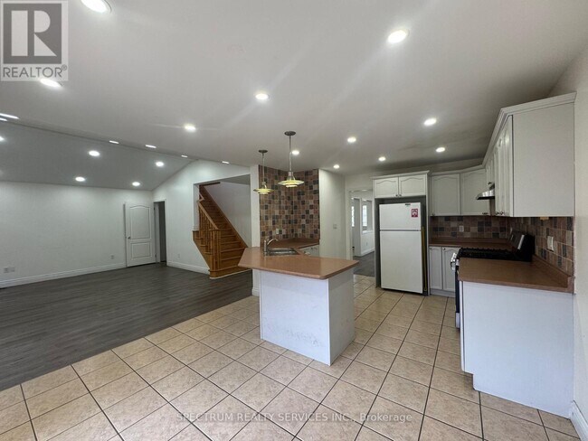 Building Photo - 1684 Norris Cir