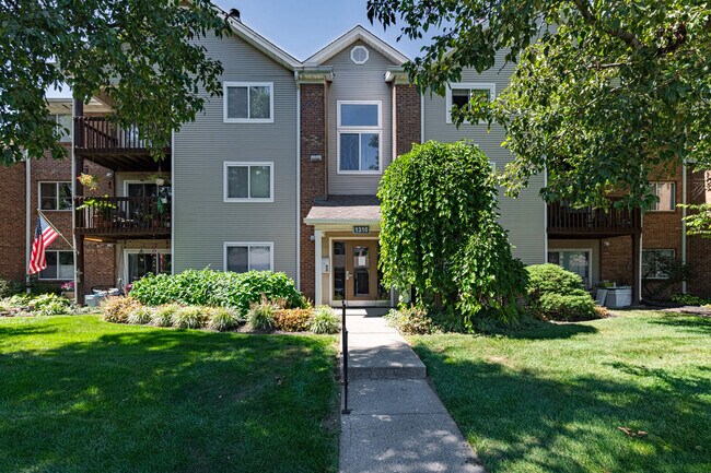 Building Photo - 1310 Hollow Run