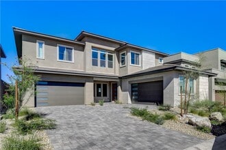 Building Photo - 10632 Rolling Vista Dr