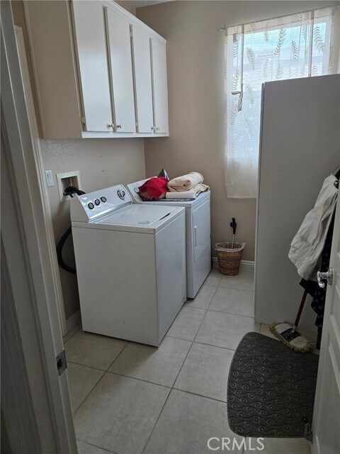 Foto del edificio - 8955 Stephenson Ln