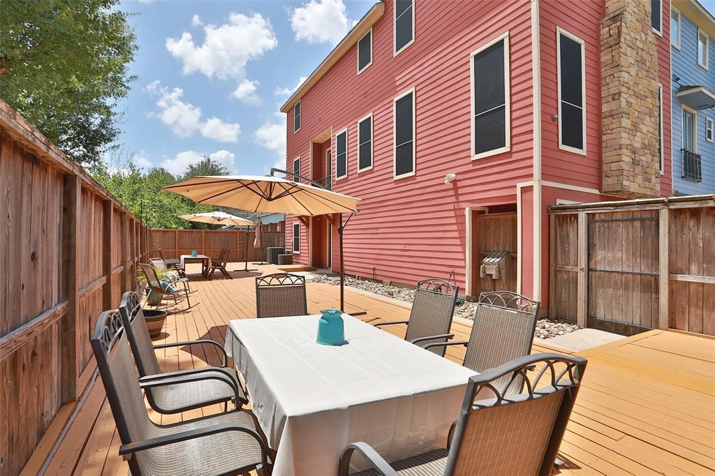 Foto principal - 402 W 16th St