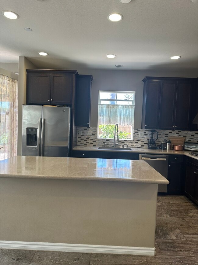 Foto del edificio - 11043 Walden Cir