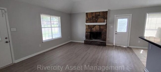 Building Photo - Beautiful Home In Cordova, A Must See!!!