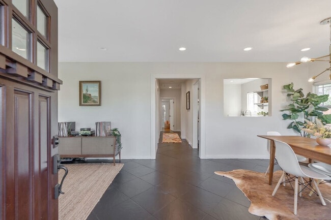 Photo - 2324 S Highland Ave House