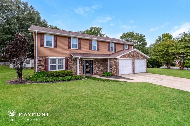 Building Photo - Five Bedroom in Mauldin, SC