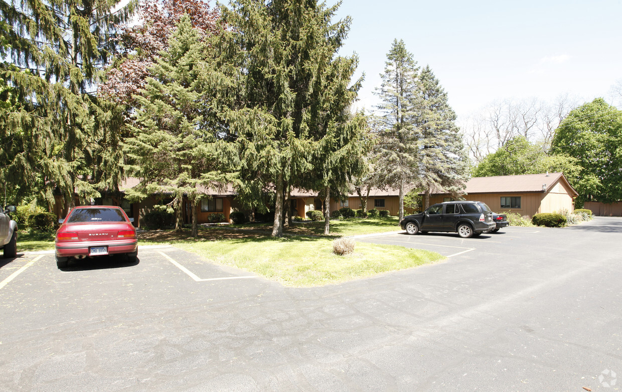 Building Photo - Pine Terrace Apartments