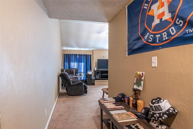 Foto del edificio - 3034 Deer Valley Dr