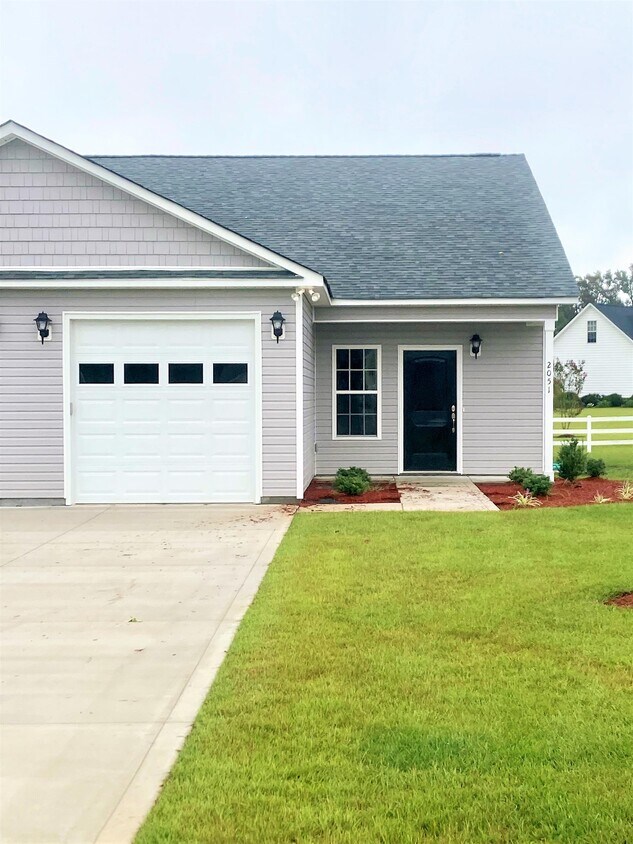 2051 Briarwood Dr, Kinston, NC 28501 Townhome Rentals in Kinston NC