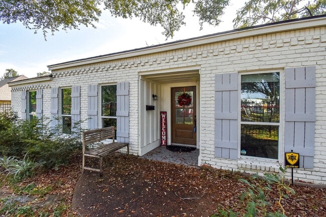 Building Photo - 9235 Pecos St