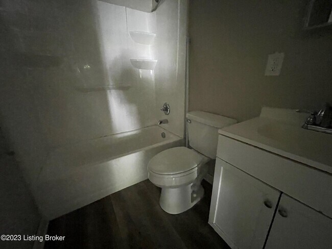 Foto del edificio - 915 S 44th St