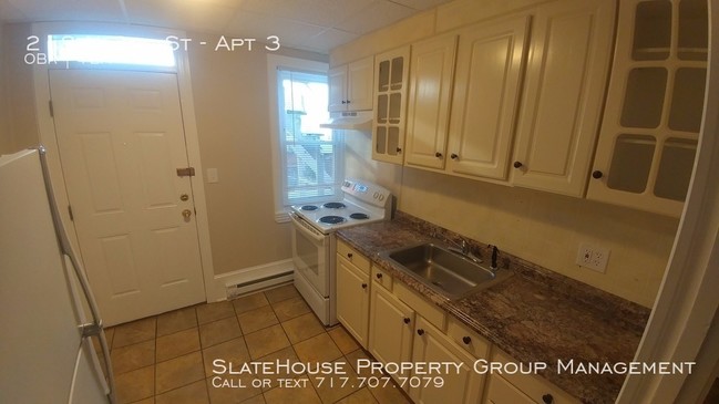 Foto del edificio - Efficiency Apartment with Off-street Parking