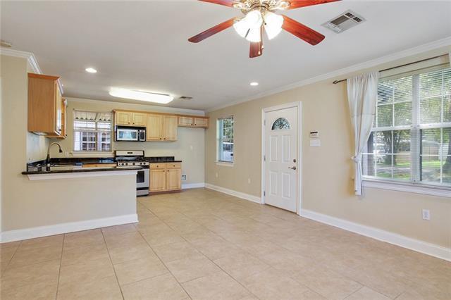 Building Photo - 257 Malvern Ln