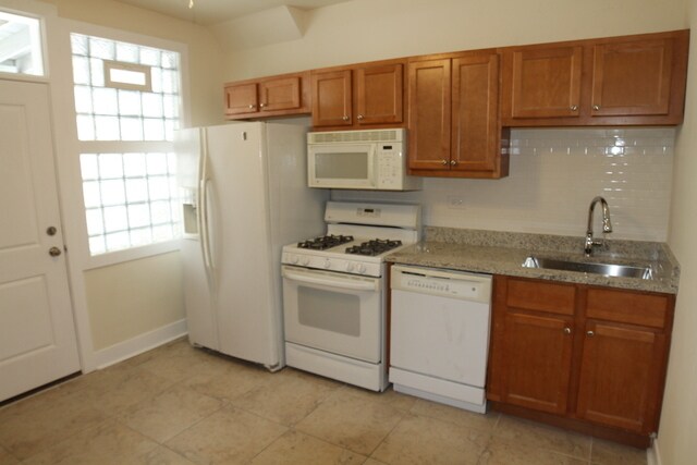 Foto principal - 4003 W Fullerton Ave