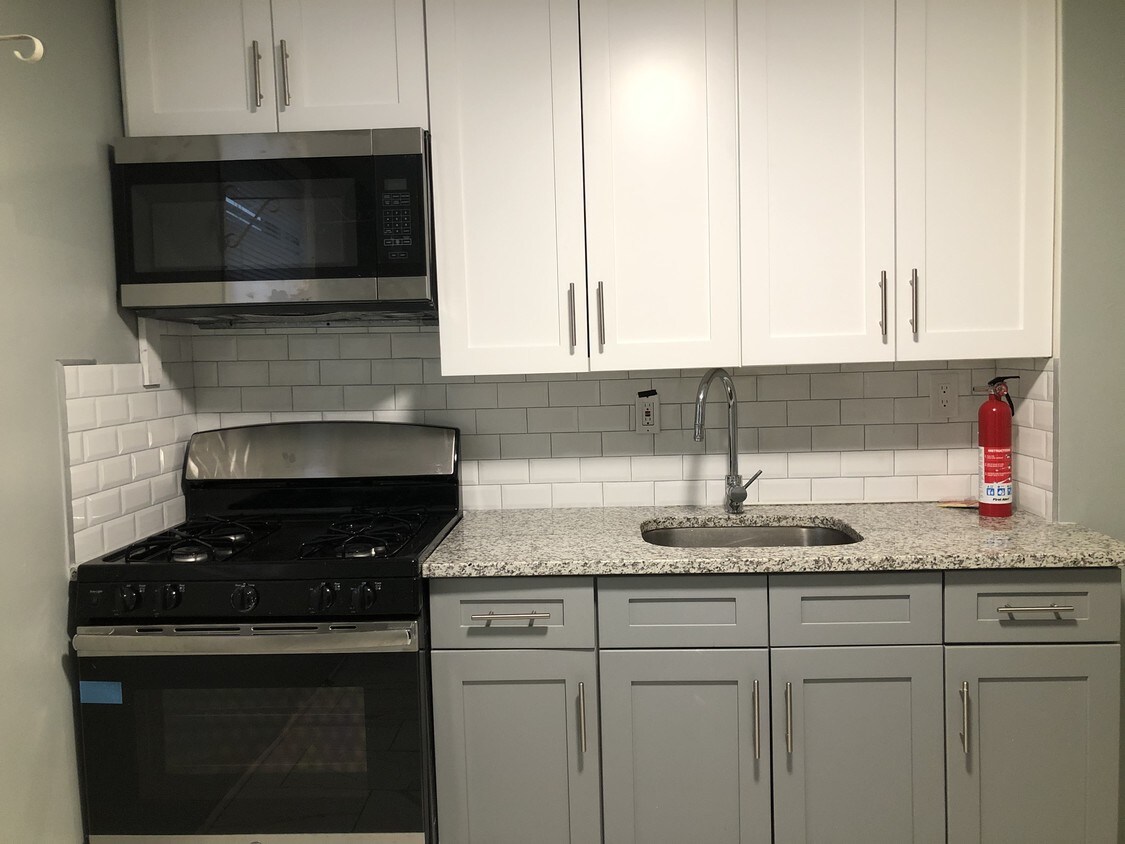 Foto principal - 11 W 36th St