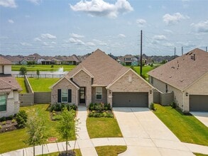 Building Photo - 5003 Park Willow Dr