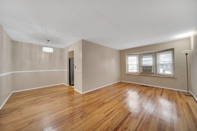 Building Photo - 44 Delmar Rd