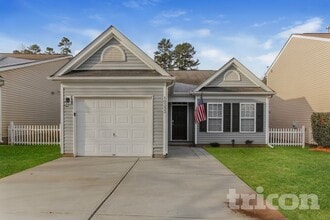 Building Photo - 10333 Hugue Way