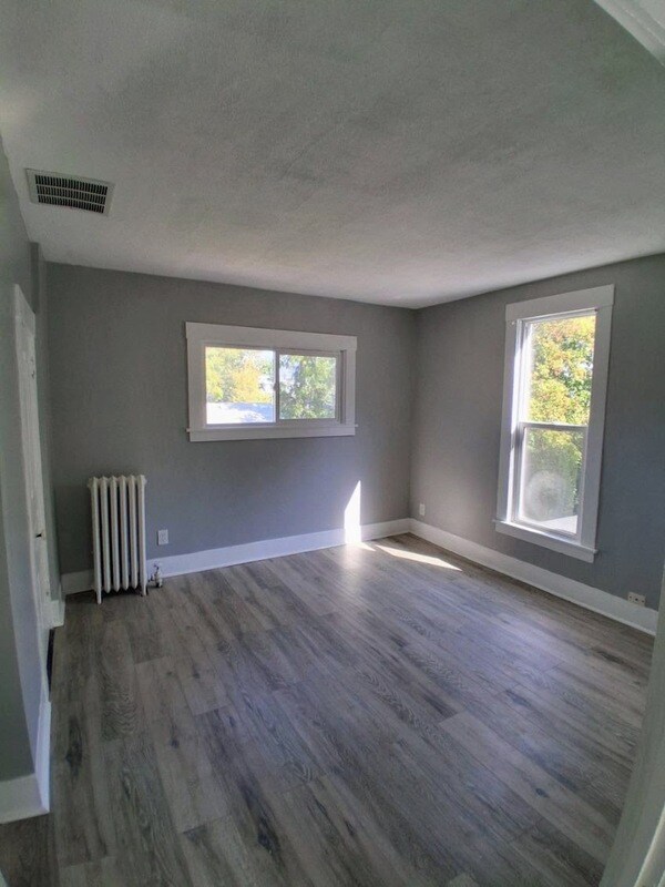Foto del edificio - 924 N Capitol Ave
