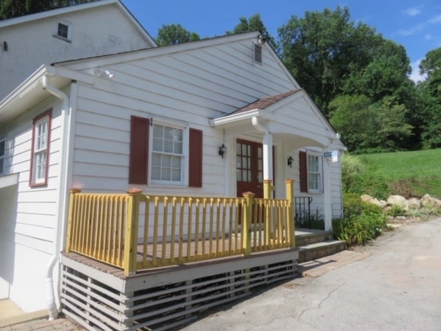1054 Pike Springs Apartment - 1054 Pike Springs Rd