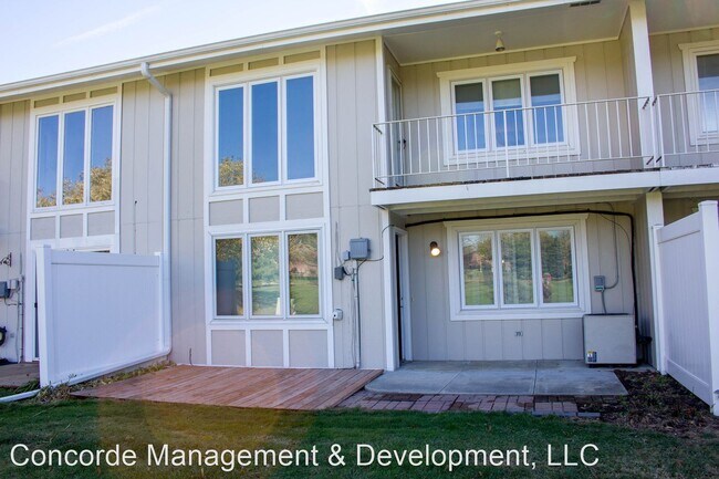 Building Photo - 2 br, 2 bath House - 7221 South Street, #19