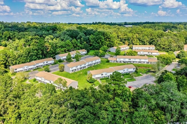 Building Photo - Canopy Pointe Townhomes
