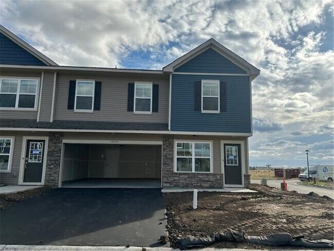 Building Photo - 14934 Adare Wy