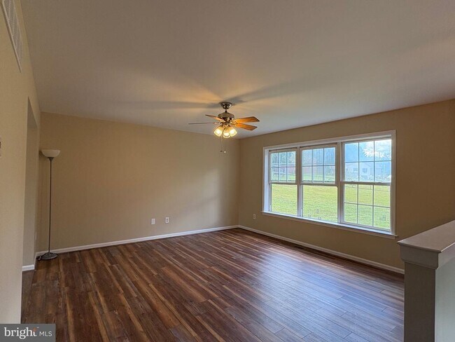 Foto del edificio - 737 Denton Hollow Rd