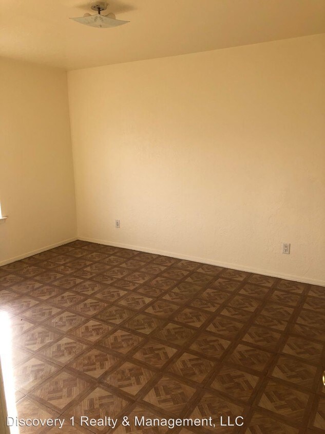 Foto del edificio - 1010 Meadowlark Ct SE