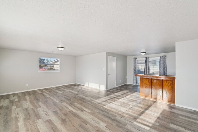 Foto del edificio - 3 bed, 1 bath home in Midwest city,Ok