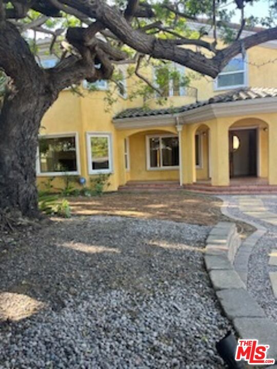 Foto del edificio - 8302 S Sepulveda Blvd