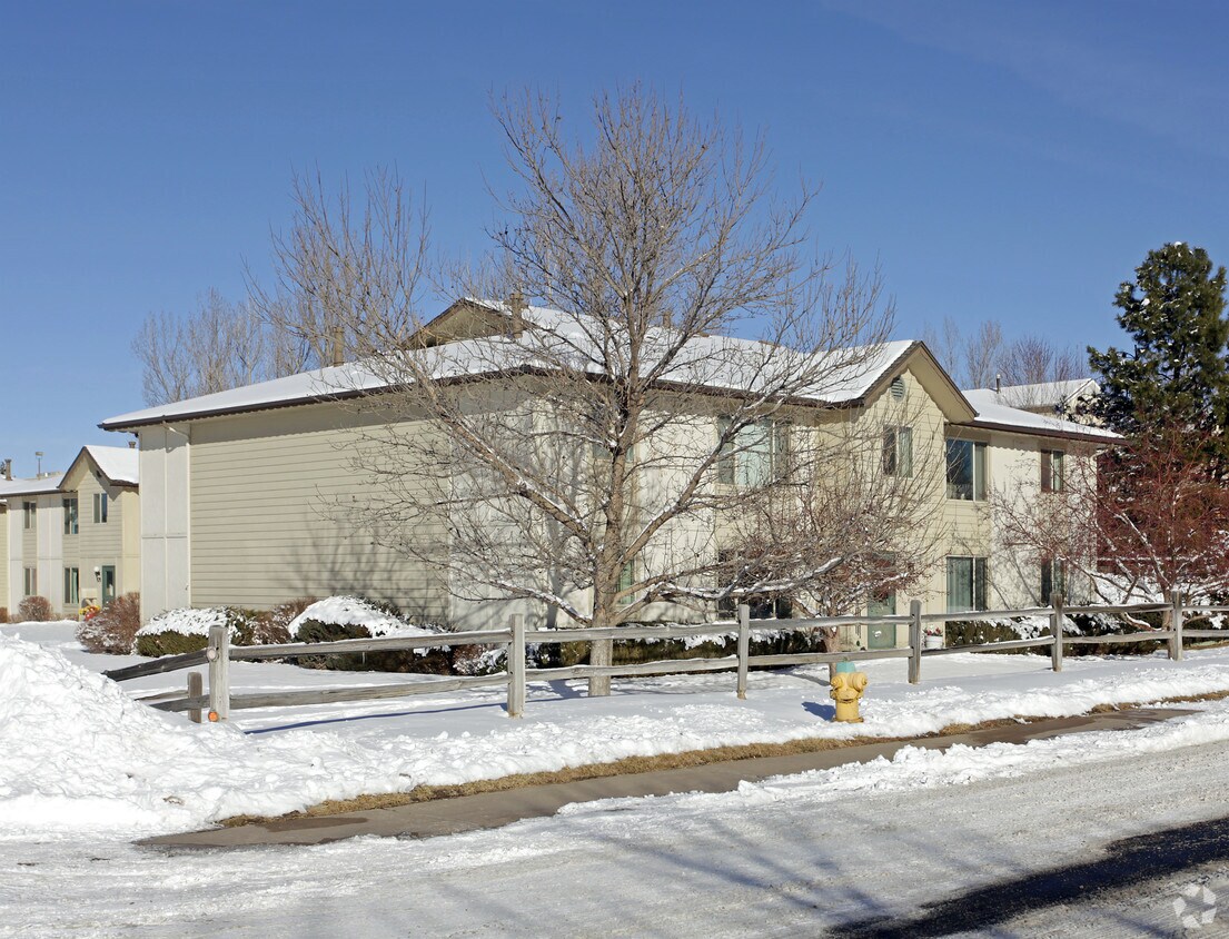 Foto del edificio - Oakwood Senior Apartments