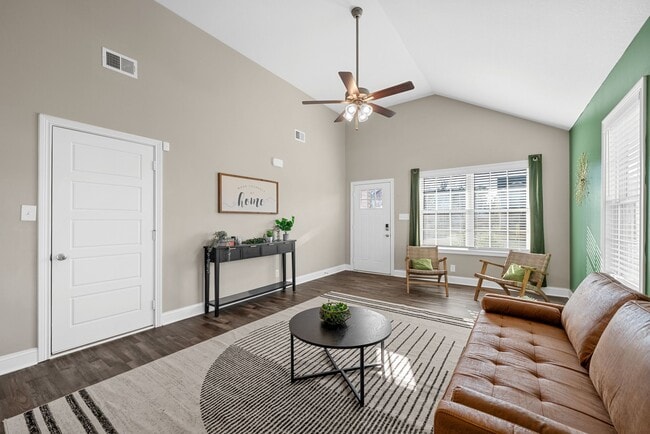 Building Photo - 268 Dugger Dr