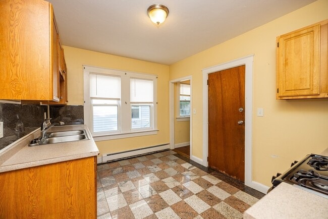 Building Photo - 42 Mildred Ave