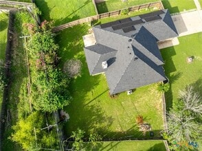 Building Photo - 605 Paintbrush Dr