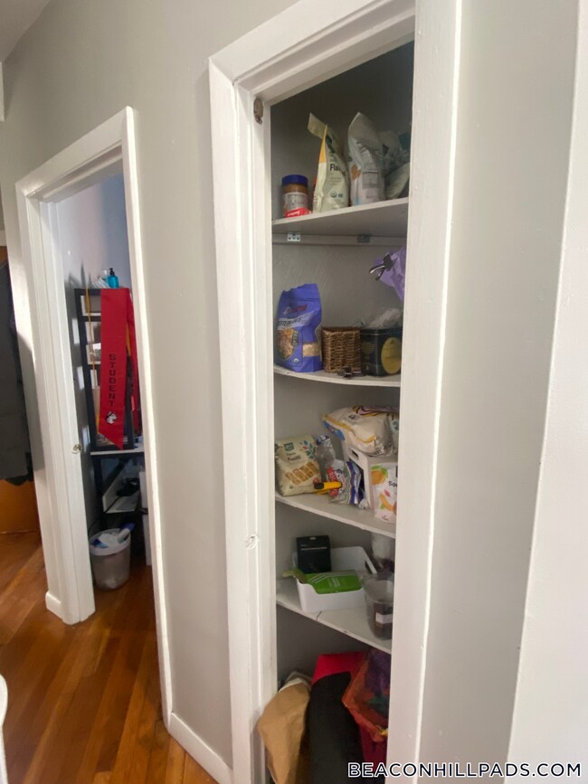 Building Photo - 38 Garden St