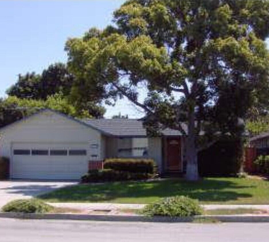 Front of the house - 440 Novato Ave