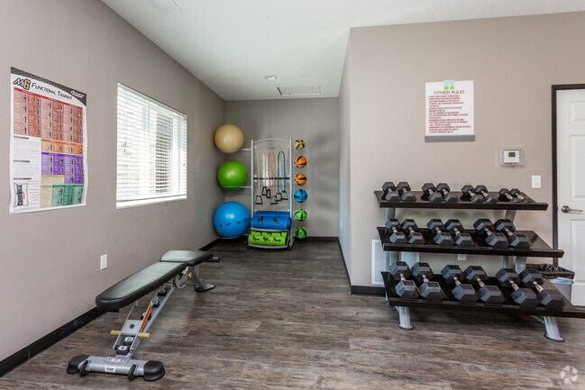 gimnasio abierto las 24 horas - Walnut Lake